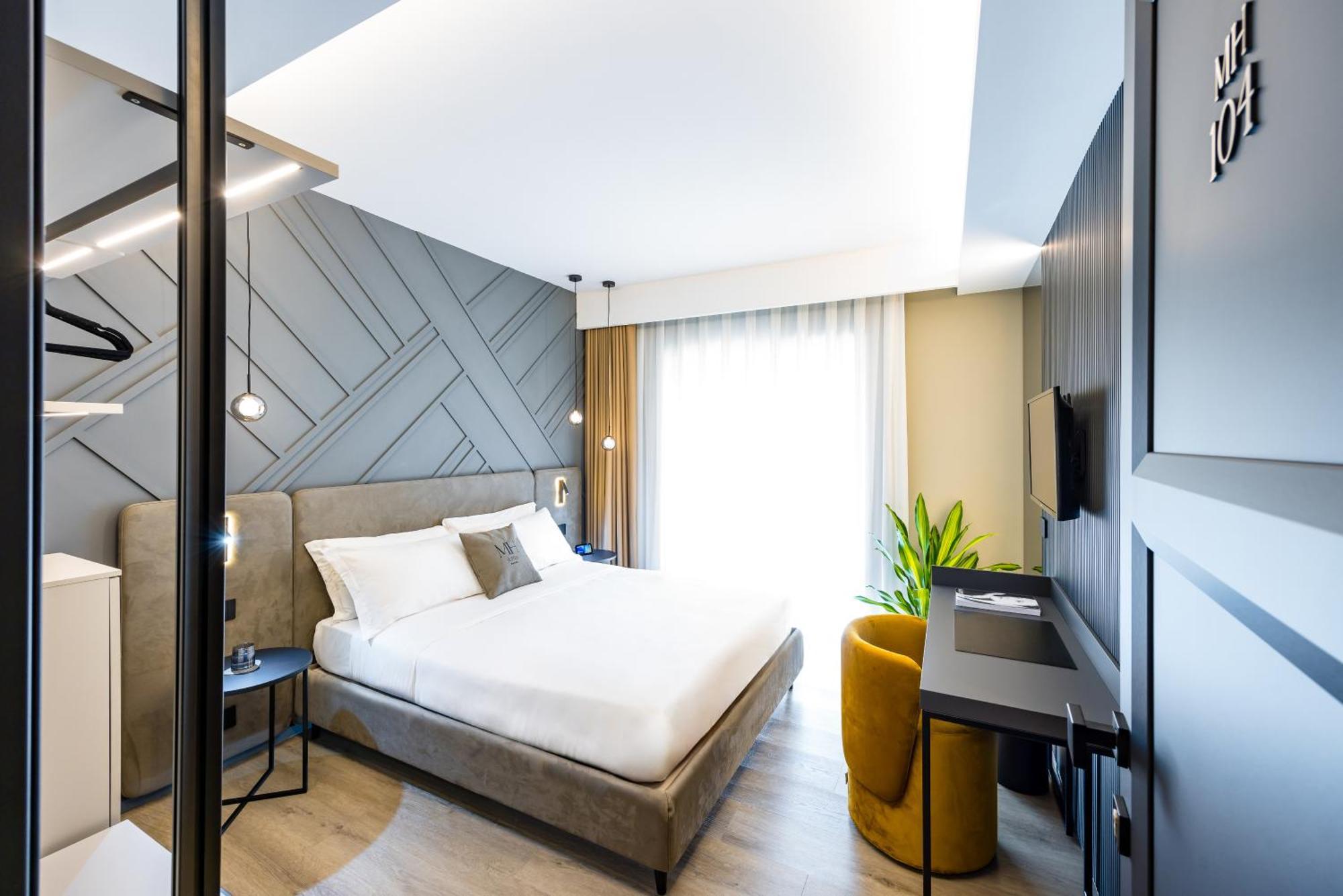 Mh Suites Plebiscito Наполи Екстериор снимка