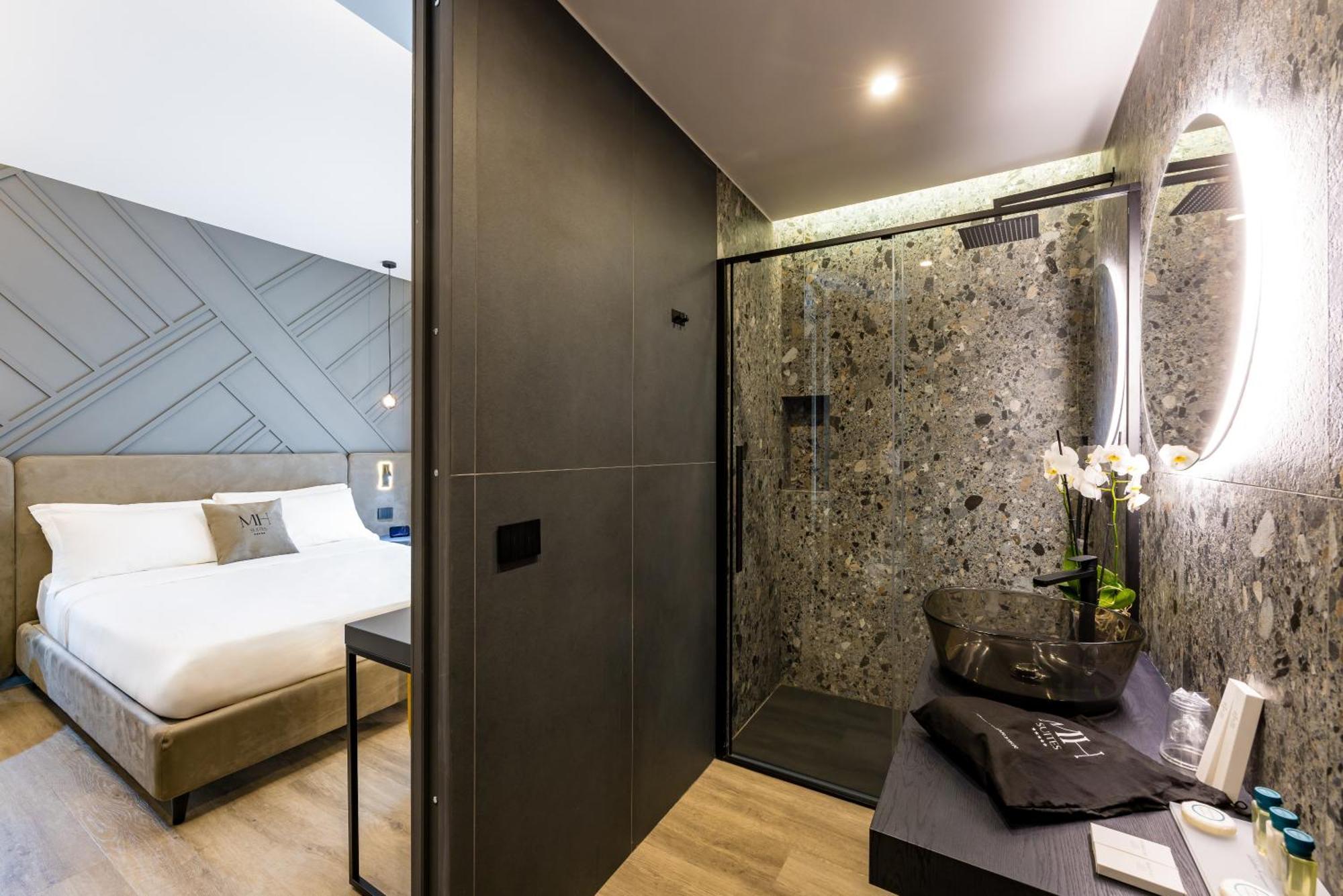 Mh Suites Plebiscito Наполи Екстериор снимка