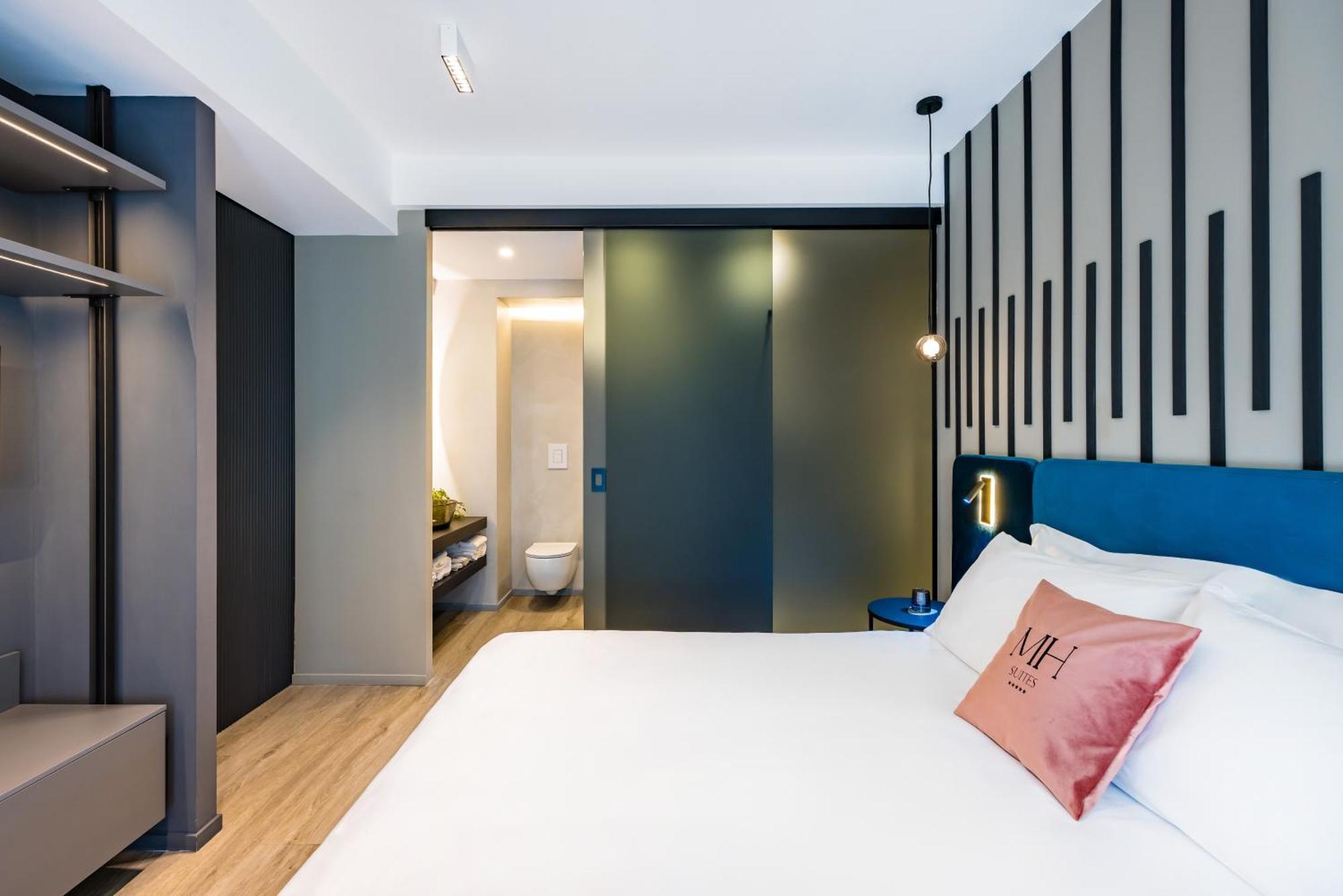 Mh Suites Plebiscito Наполи Екстериор снимка