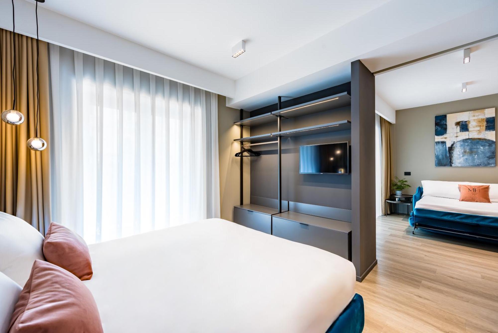 Mh Suites Plebiscito Наполи Екстериор снимка